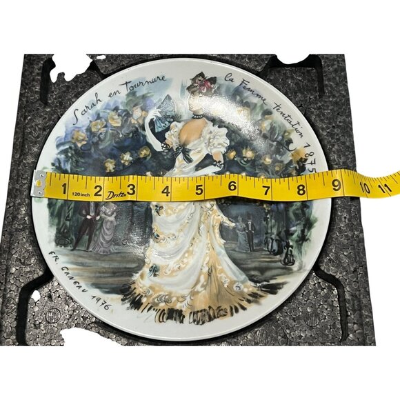 Set Of 4 D'Arceau-Limoges Collector Plates Les Femmes Du Siècle 1875-1943 - Picture 15 of 16